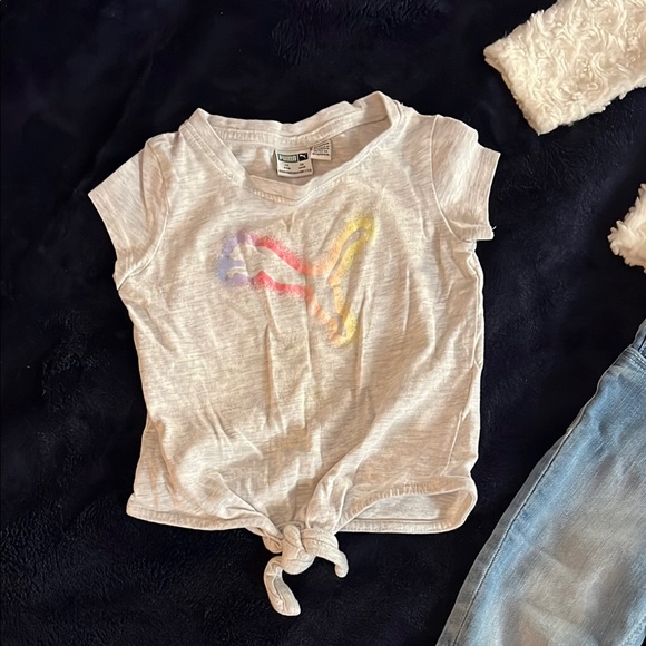 Cozy White Fuzzy Kids Top Lot 509 - Picture 4 of 5